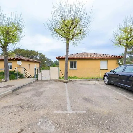 Maison 2 Avec Terrasse, 2 Parkings Et Piscine Nimes